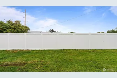 3527 W 6th Place, Kennewick, WA 99336 - Photo 29