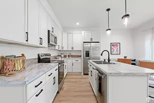 3527 W 6th Pl, Kennewick, WA 99336 - Photo 9