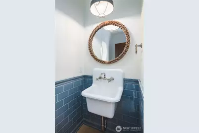 2215 Skyline Way, Anacortes, WA 88221 - Photo 17