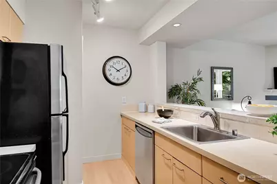 5001 California Avenue SW #212, Seattle, WA 98136 - Photo 13