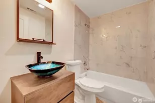 8801 NE 140th Pl, Kirkland, WA 98034 - Photo 19