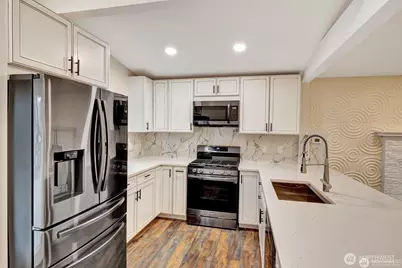 8801 NE 140th Place, Kirkland, WA 98034 - Photo 5
