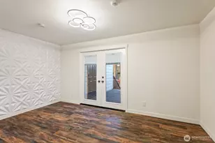 8801 NE 140th Pl, Kirkland, WA 98034 - Photo 9