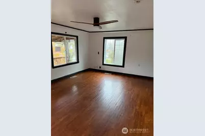 3715 E Spokane Street, Tacoma, WA 98404 - Photo 7