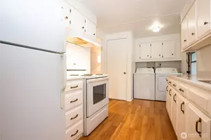 5220 176th Street SW, Lynnwood, WA 98037 - Photo 9