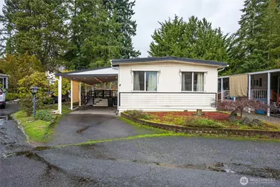 5220 176th Street SW #4, Lynnwood, WA 98037 - Photo 1