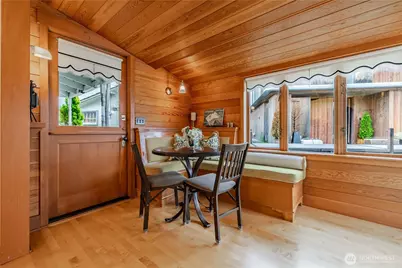 1213 E Shelby Street #15, Seattle, WA 98102 - Photo 17