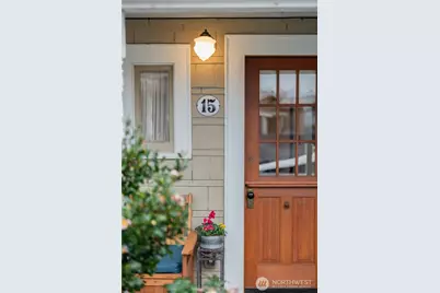 1213 E Shelby Street #15, Seattle, WA 98102 - Photo 7