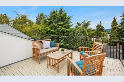 9033 8th Avenue NW #B, Seattle, WA 98117 - Photo 11