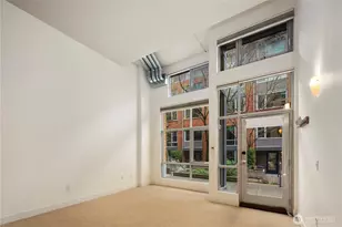 530 Broadway E, Seattle, WA 98102 - Photo 9