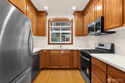 6534 34th Avenue NE #A, Seattle, WA 98115 - Photo 13