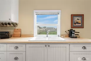 212 2nd St NE, Long Beach, WA 98631 - Photo 11