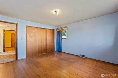 5706 S Upland Road, Seattle, WA 98118 - Photo 15