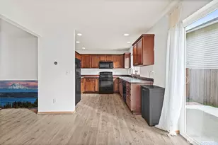 306 Poppy Rd, Bothell, WA 98012 - Photo 9