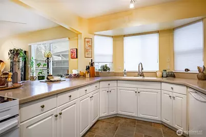 3376 Northwest Avenue #201, Bellingham, WA 98225 - Photo 21