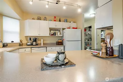 3376 Northwest Avenue #201, Bellingham, WA 98225 - Photo 25