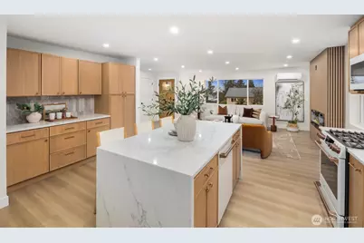 7555 32nd Avenue SW, Seattle, WA 98126 - Photo 11