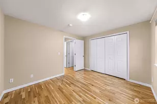 16828 NE 18th St, Bellevue, WA 98008 - Photo 25