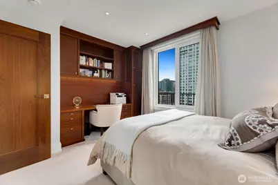 1300 University Street #11A, Seattle, WA 98101 - Photo 23