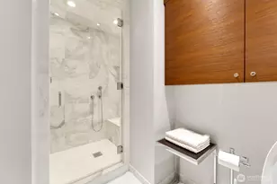 1300 University St, Seattle, WA 98101 - Photo 21