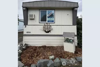 7031 NE 175th Street #5, Kenmore, WA 98028 - Photo 1