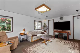 7031 NE 175th St, Kenmore, WA 98028 - Photo 15