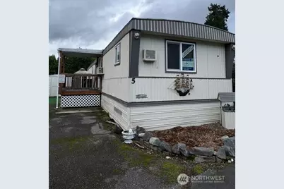 7031 NE 175th Street #5, Kenmore, WA 98028 - Photo 1