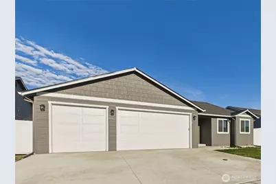 2417 3rd Street SE, East Wenatchee, WA 98802 - Photo 1