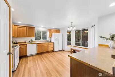 22429 SE 287th Place, Maple Valley, WA 98038 - Photo 9