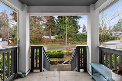 10901 124th Avenue NE #2-4, Kirkland, WA 98033 - Photo 3