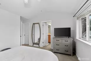 10901 124th Ave NE, Kirkland, WA 98033 - Photo 23