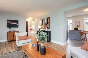 15521 Ashworth Ave N, Shoreline, WA 98133 - Photo 9