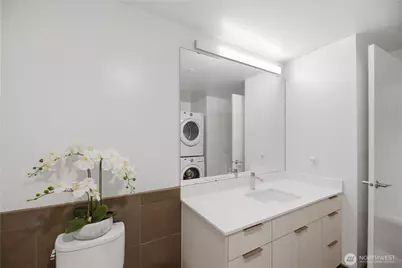 590 1st Avenue S #613, Seattle, WA 98104 - Photo 17