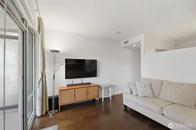 590 1st Avenue S #613, Seattle, WA 98104 - Photo 13