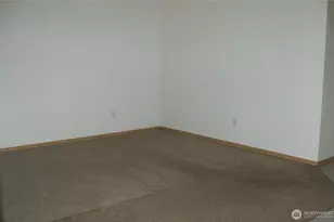 4921 50th Ave SE, Lacey, WA 98503 - Photo 7