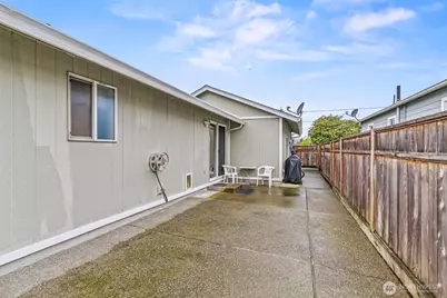 1102 S 11th Avenue, Kelso, WA 98626 - Photo 25