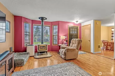 1102 S 11th Avenue, Kelso, WA 98626 - Photo 5