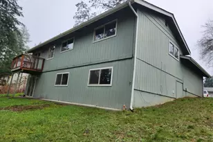 20 SE Holly Pl, Shelton, WA 98584 - Photo 11