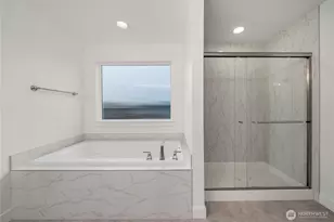 16412 30th Ave E, Tacoma, WA 98446 - Photo 17