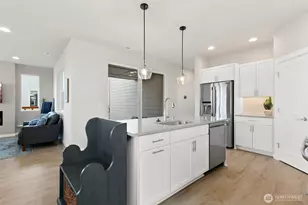 9802 5th Ln SW, Seattle, WA 98106 - Photo 7