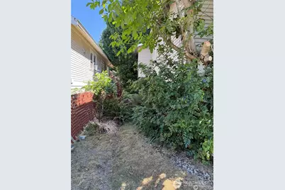 3117 15th Avenue S, Seattle, WA 98144 - Photo 9