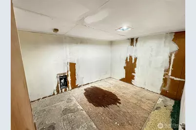 9310 NE Burton Road, Vancouver, WA 98662 - Photo 15