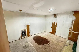 9310 NE Burton Rd, Vancouver, WA 98662 - Photo 15