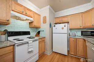 1001 N State St, Bellingham, WA 98225 - Photo 11