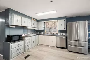 3060 NE McWilliams Rd, Bremerton, WA 98311 - Photo 9