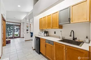 11130 SE 208th St, Kent, WA 98031 - Photo 17