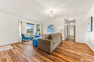 304 Olympia St E, Rainier, WA 98576 - Photo 3