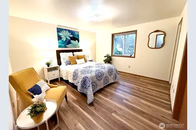 304 Olympia Street E, Rainier, WA 98576 - Photo 11