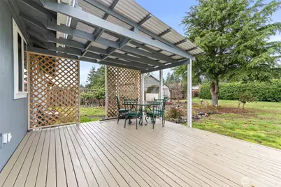 304 Olympia Street E, Rainier, WA 98576 - Photo 17