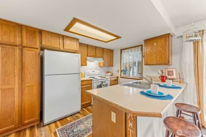 304 Olympia Street E, Rainier, WA 98576 - Photo 7